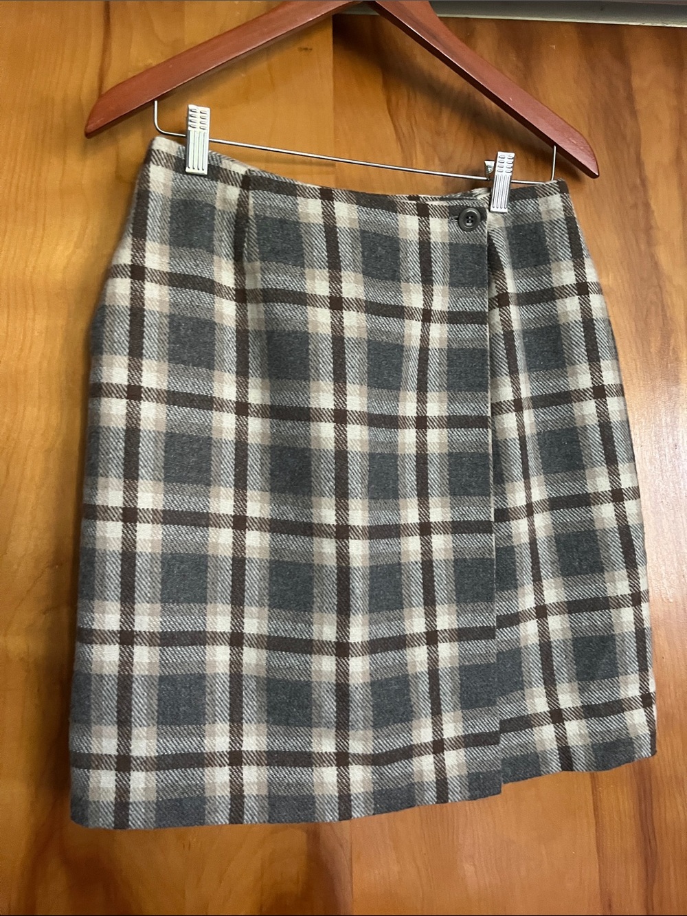 Tailor B. Moss Plaid Mini Skirt in Gray, Brown & Cream